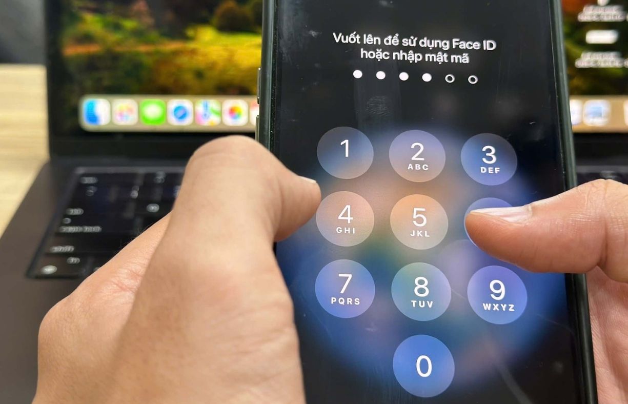 Mở khóa iCloud iPhone 12 tại cửa hàng Fix24h