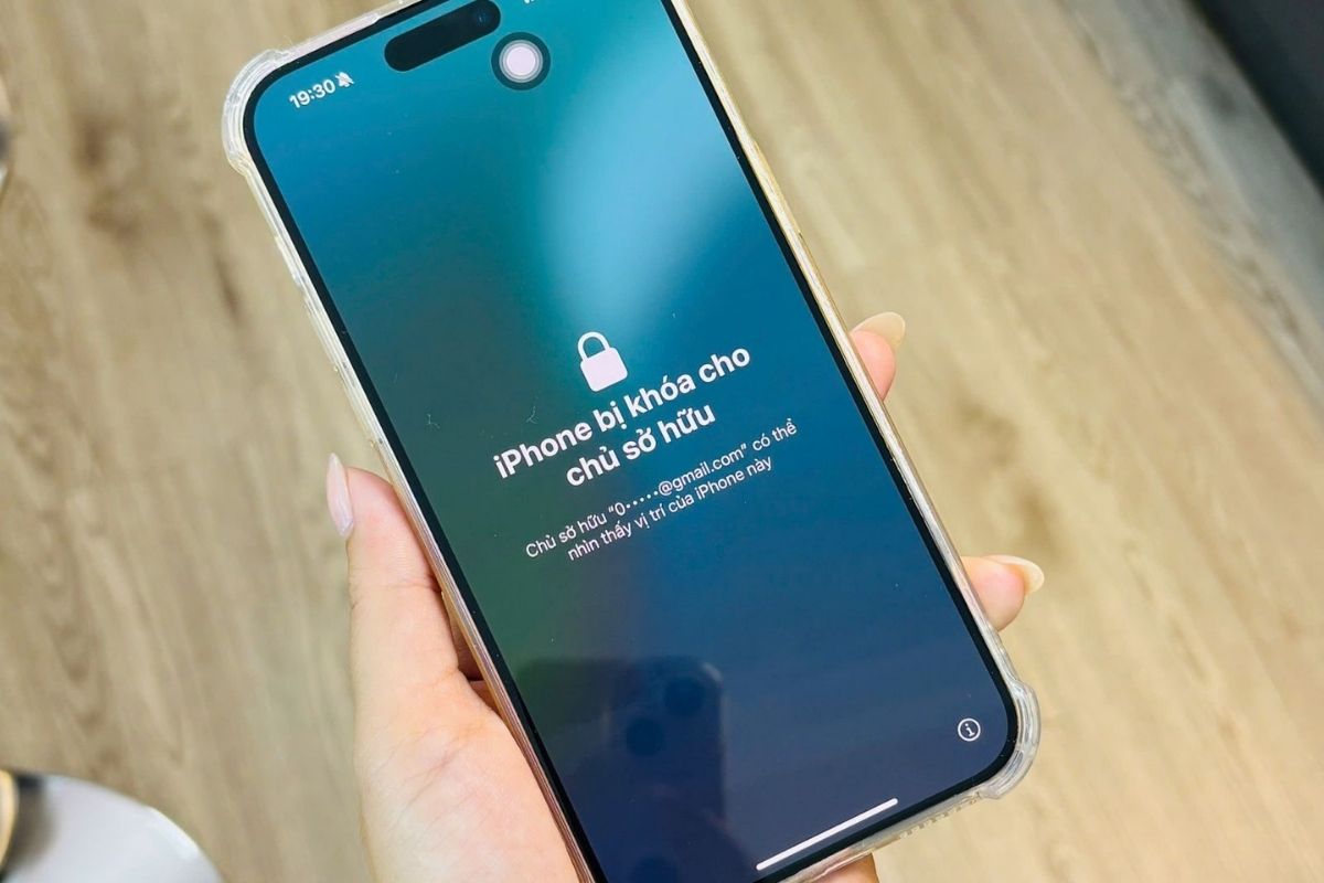 iPhone bị khóa iCloud