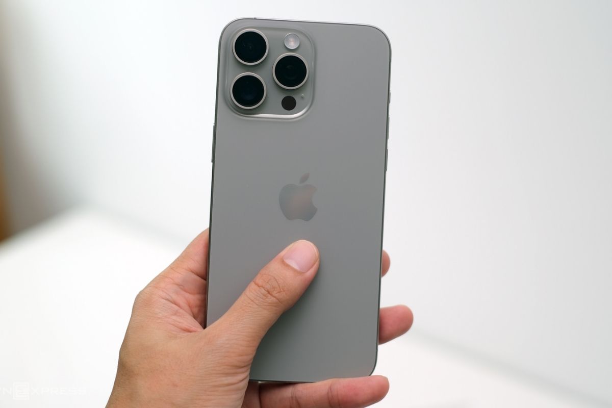 iPhone 15 Pro Max