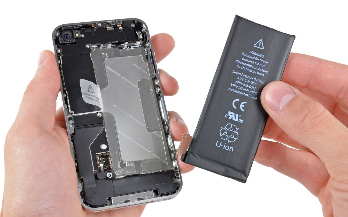 Thay pin iPhone