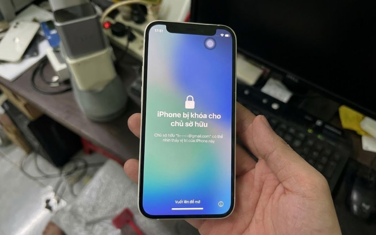 iPhone bị khóa bởi chủ sở hữu do đi vay hoặc bị lừa vay