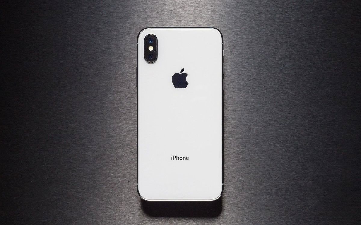 iPhone X
